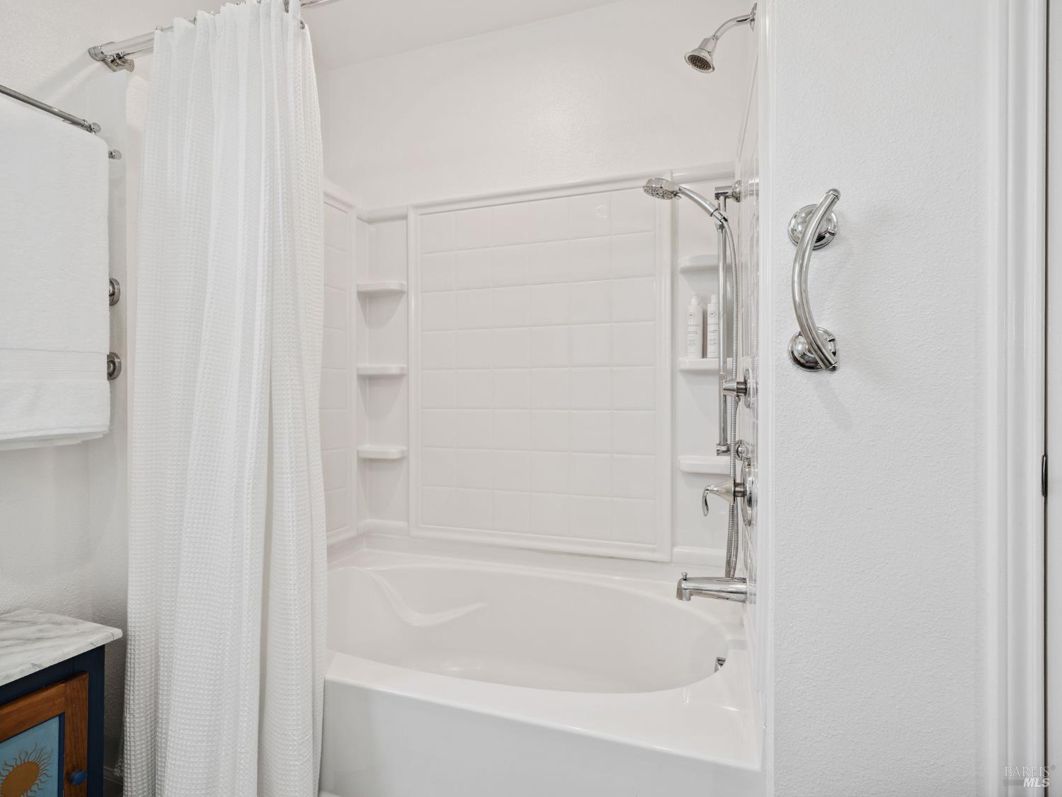 Detail Gallery Image 27 of 41 For 108 Marion Ln, Healdsburg,  CA 95448 - 2 Beds | 2 Baths