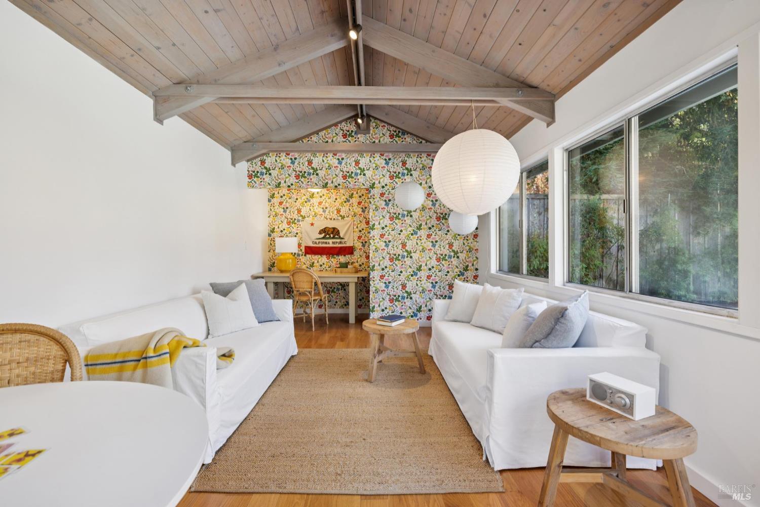 Detail Gallery Image 39 of 53 For 97 Florence Ave, San Anselmo,  CA 94960 - 2 Beds | 1/1 Baths