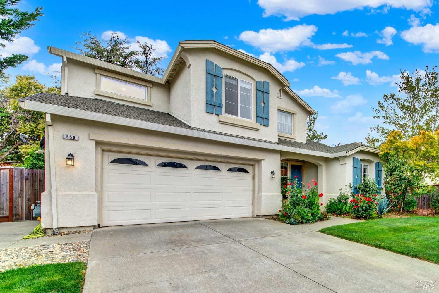 Detail Gallery Image 8 of 62 For 859 Liberty Dr, Napa,  CA 94559 - 4 Beds | 3 Baths