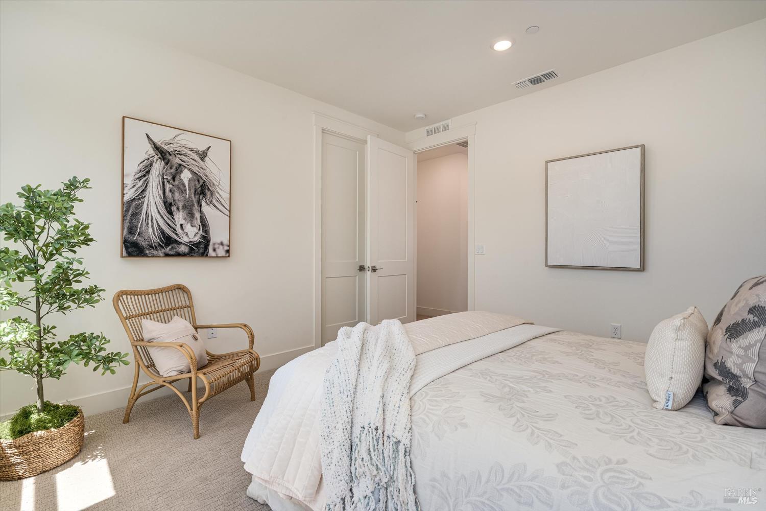 Detail Gallery Image 32 of 39 For 107 Grace Ln, Napa,  CA 94559 - 4 Beds | 3/1 Baths