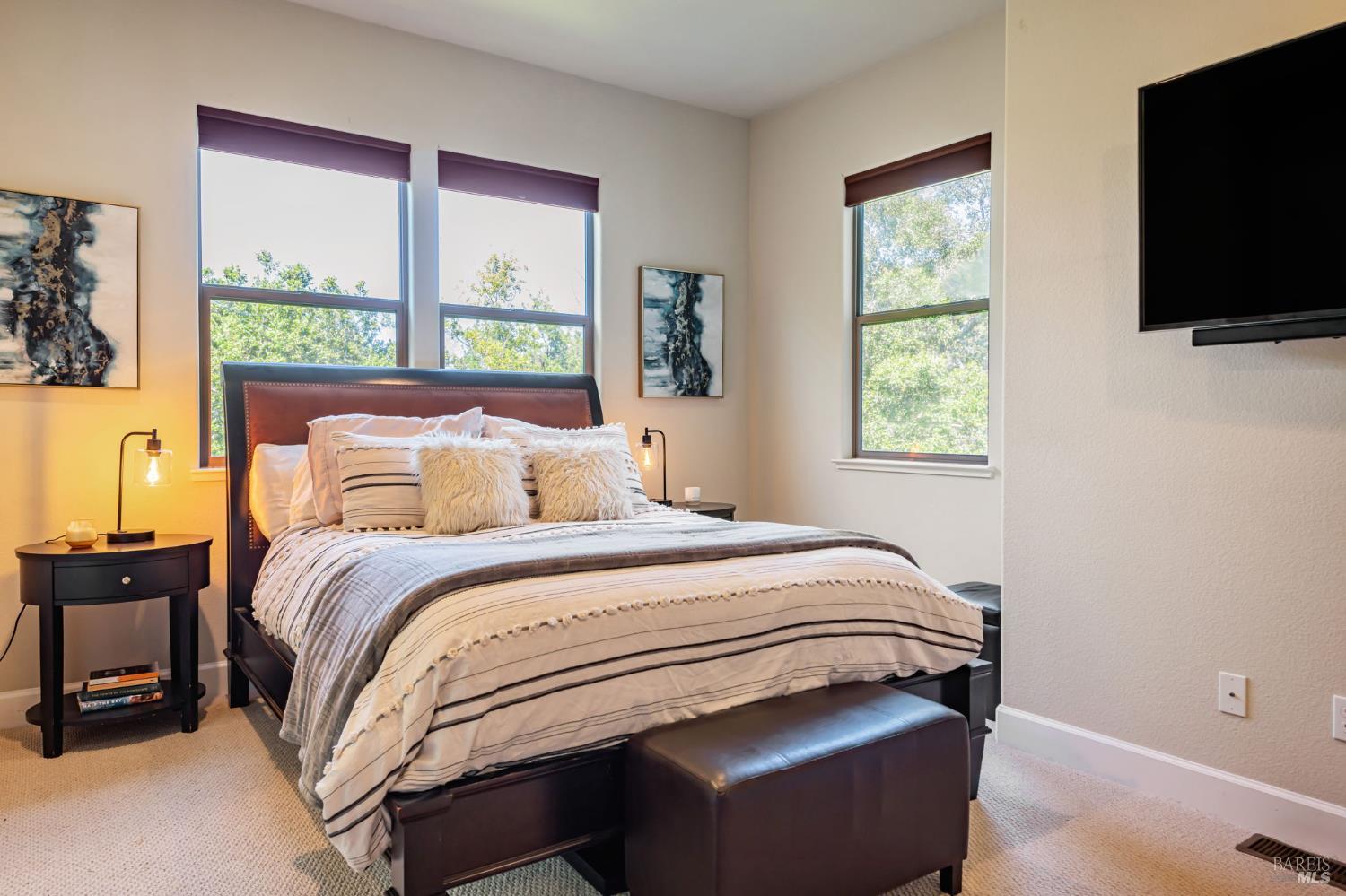 Detail Gallery Image 28 of 49 For 11 Edgehill Way, San Rafael,  CA 94903 - 4 Beds | 3/1 Baths