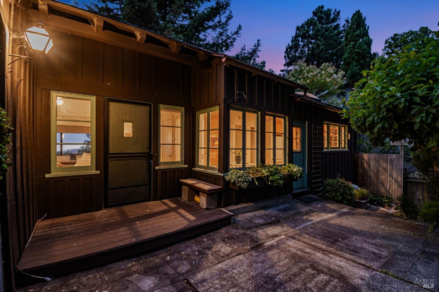 Detail Gallery Image 39 of 39 For 980 Euclid Ave, Berkeley,  CA 94708 - 4 Beds | 3 Baths