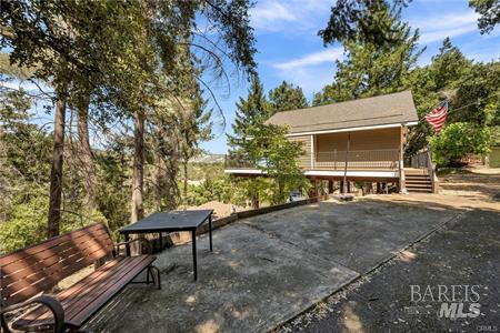 Detail Gallery Image 2 of 15 For 8290 Soda Bay Rd, Kelseyville,  CA 95451 - 2 Beds | 1 Baths