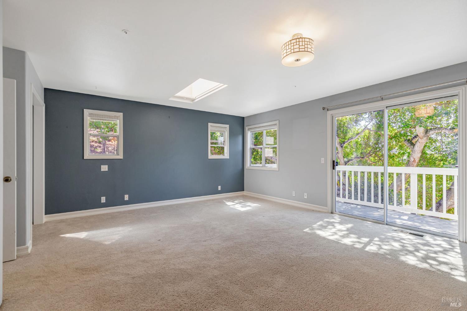 Detail Gallery Image 28 of 80 For 450 Echo Valley Rd, Salinas,  CA 93907 - 4 Beds | 2/1 Baths