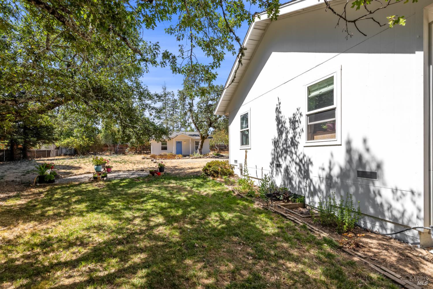 Detail Gallery Image 6 of 37 For 228 Mariposa Dr, Angwin,  CA 94508 - 8 Beds | 4 Baths