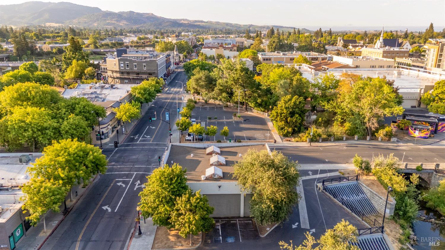 Detail Gallery Image 4 of 22 For 1201 Main St, Napa,  CA 94559 - – Beds | – Baths