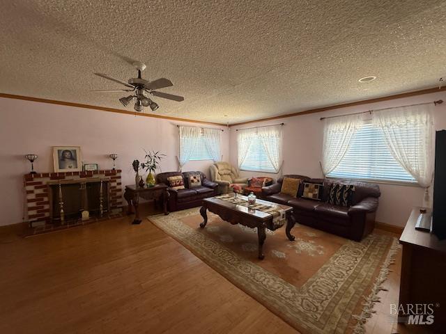 Detail Gallery Image 14 of 16 For 706 Capra Dr, American Canyon,  CA 94503 - 4 Beds | 2 Baths