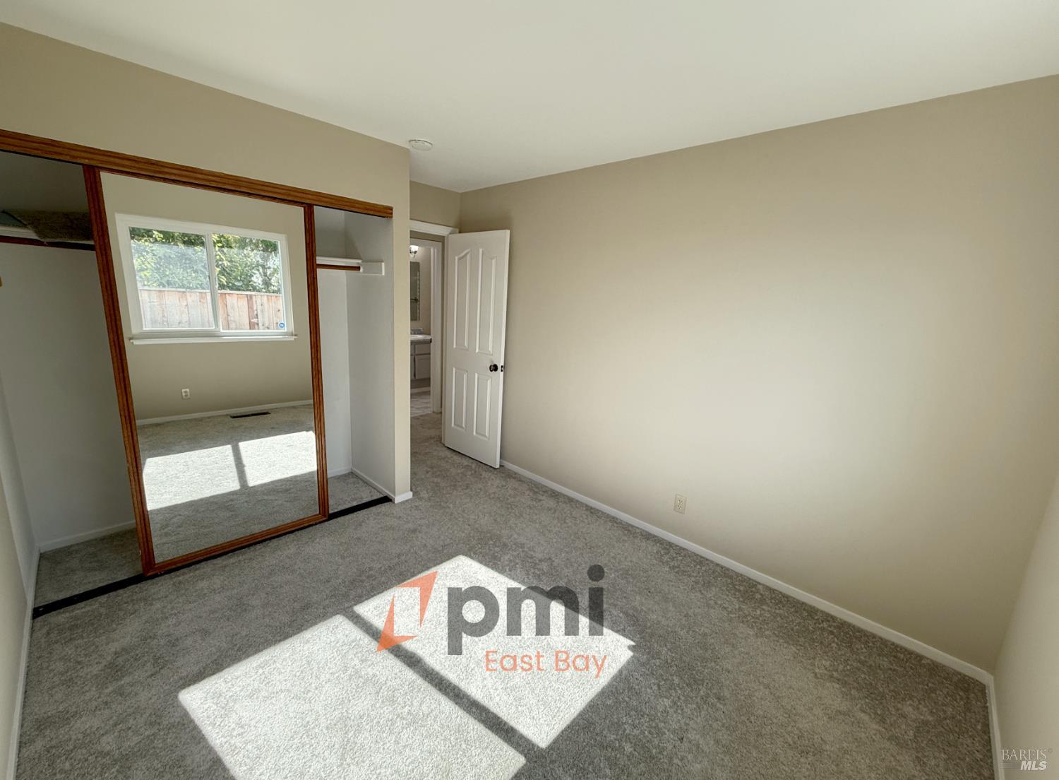 Detail Gallery Image 15 of 17 For 2209 Ascot Pkwy, Vallejo,  CA 94591 - 4 Beds | 2/1 Baths