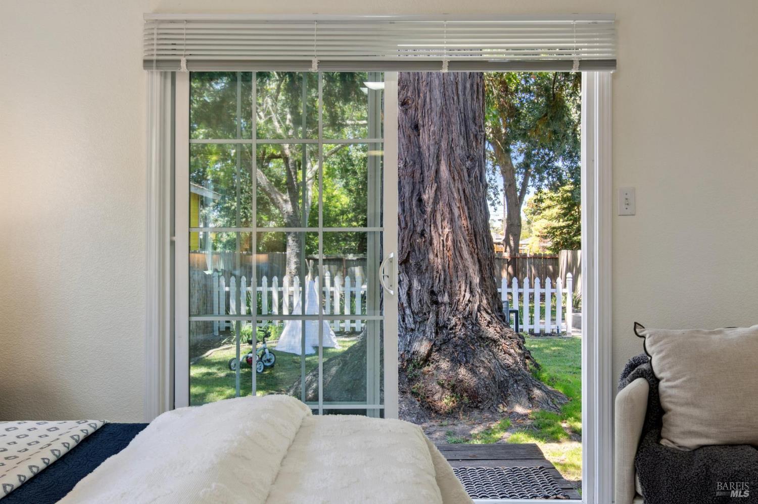 Detail Gallery Image 31 of 45 For 1039 Stevenson St, Santa Rosa,  CA 95404 - 6 Beds | 3 Baths