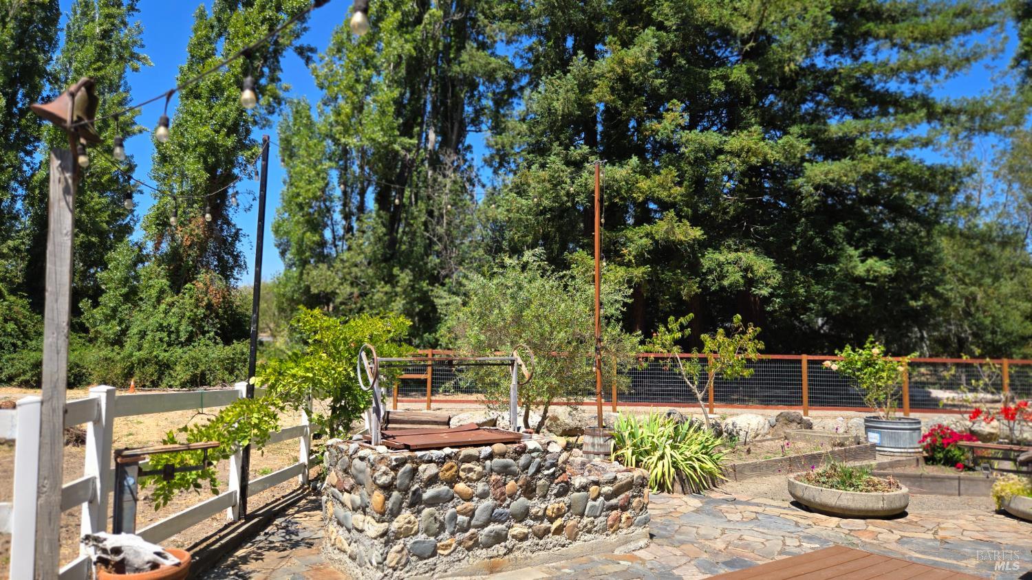Detail Gallery Image 26 of 46 For 125 Adobe Rd, Penngrove,  CA 94951 - 4 Beds | 3/1 Baths