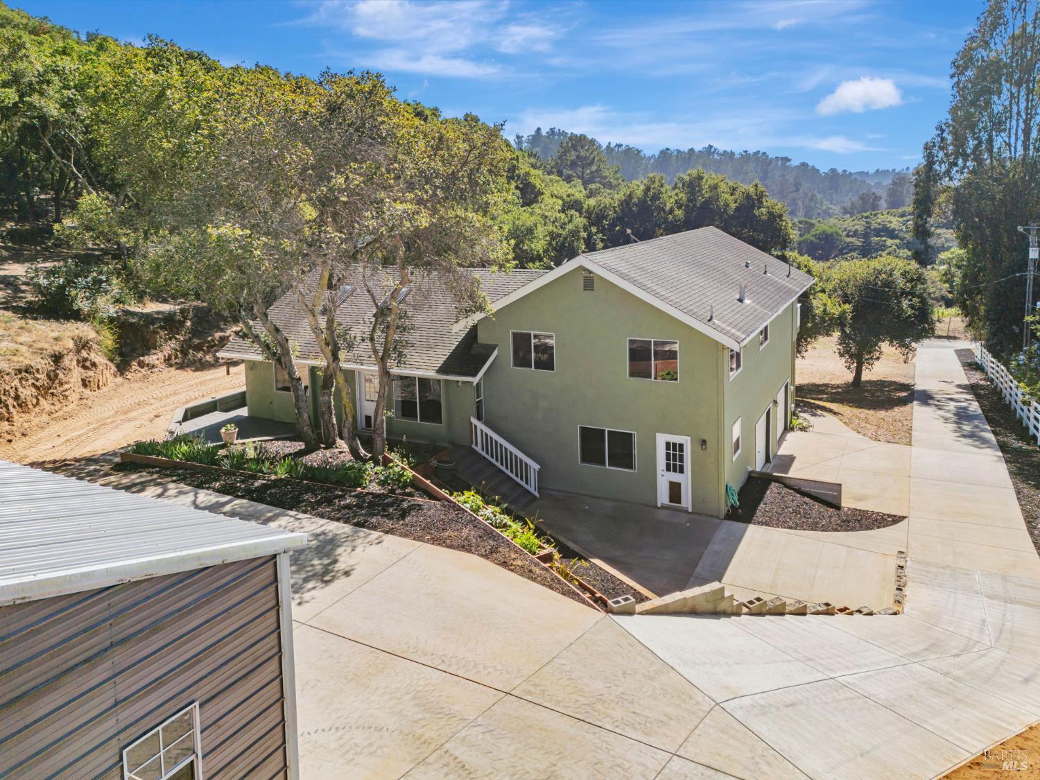 Detail Gallery Image 71 of 80 For 450 Echo Valley Rd, Salinas,  CA 93907 - 4 Beds | 2/1 Baths