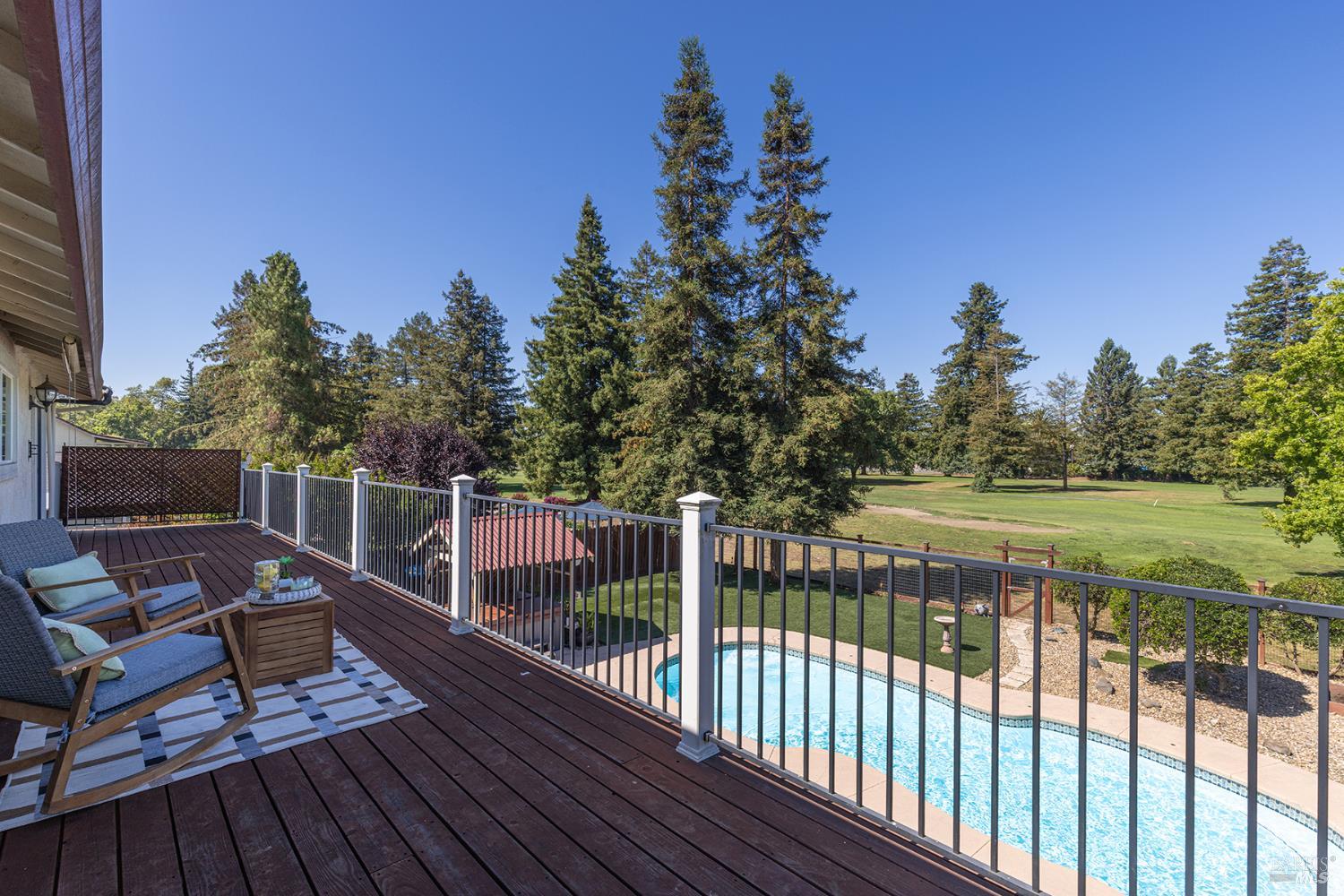 Detail Gallery Image 30 of 35 For 5741 Davis Cir, Rohnert Park,  CA 94928 - 4 Beds | 2/1 Baths