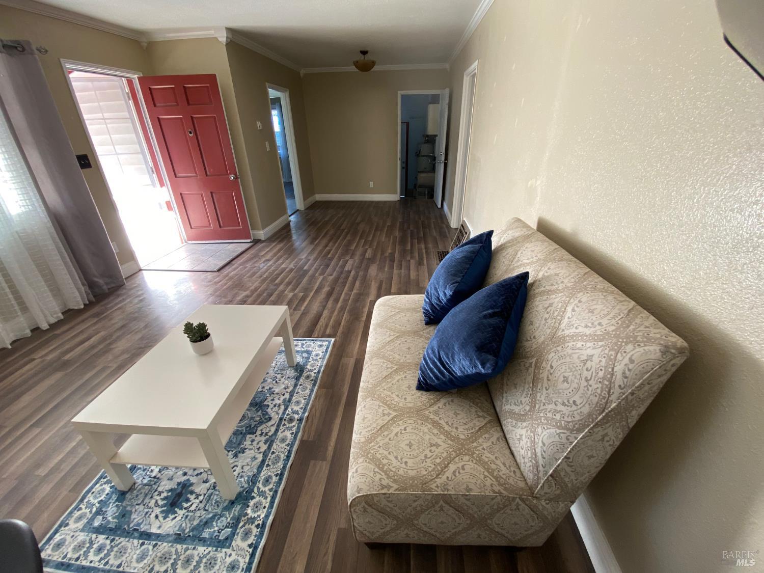 Detail Gallery Image 7 of 37 For 129 Foster St, Vallejo,  CA 94591 - 3 Beds | 1 Baths