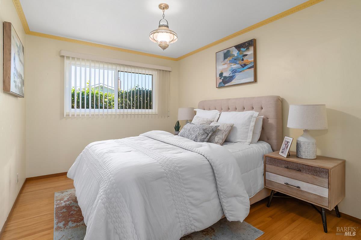 Detail Gallery Image 22 of 46 For 7 Laurie Ct, Novato,  CA 94947 - 4 Beds | 2 Baths