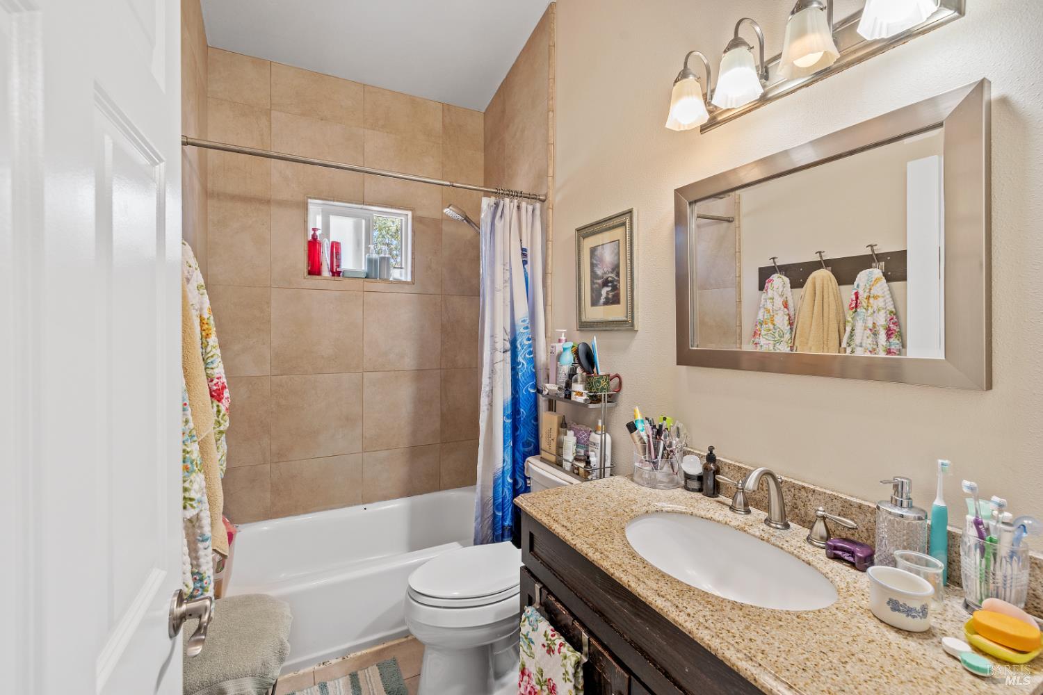Detail Gallery Image 10 of 37 For 228 Mariposa Dr, Angwin,  CA 94508 - 8 Beds | 4 Baths