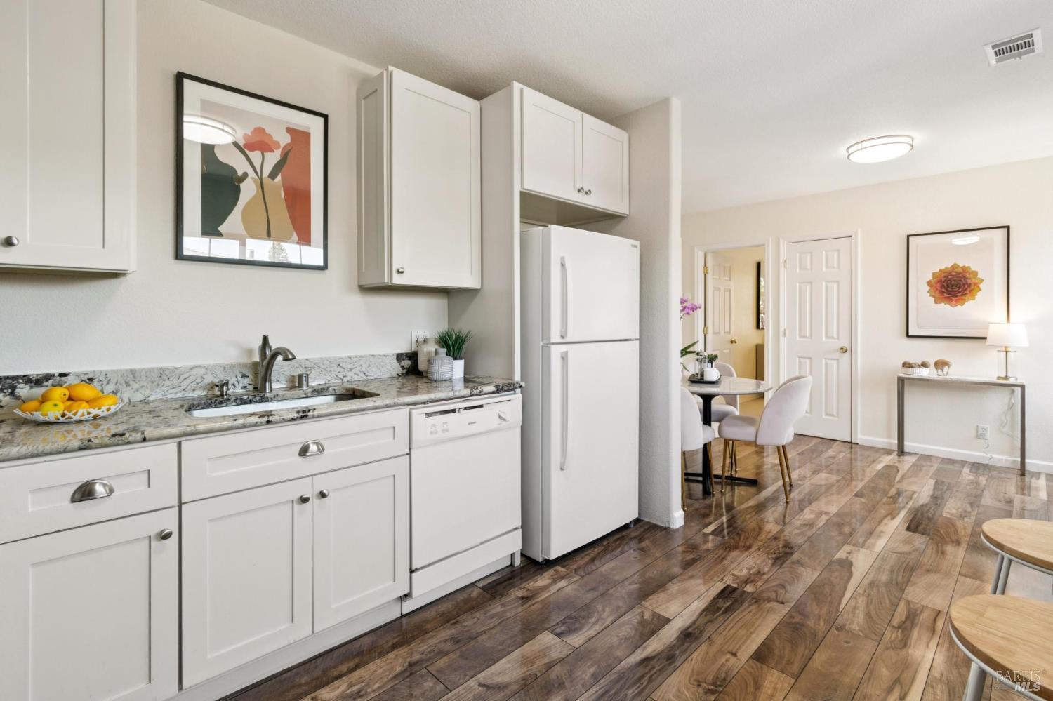 Detail Gallery Image 26 of 45 For 1039 Stevenson St, Santa Rosa,  CA 95404 - 6 Beds | 3 Baths