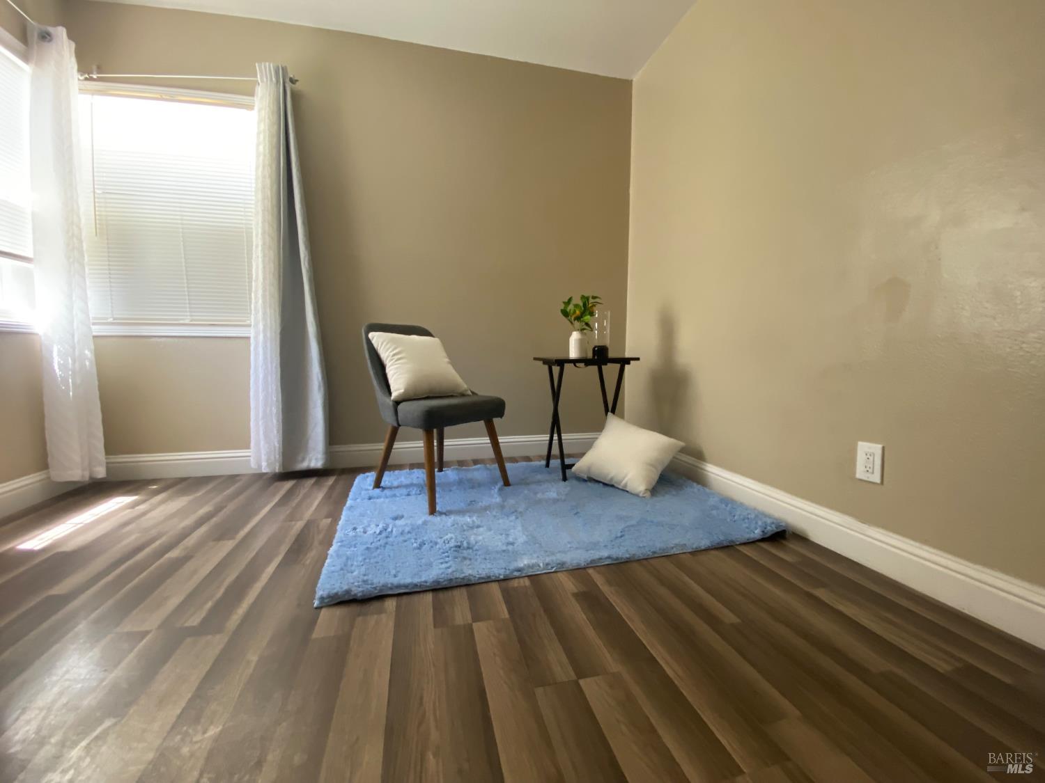 Detail Gallery Image 9 of 37 For 129 Foster St, Vallejo,  CA 94591 - 3 Beds | 1 Baths