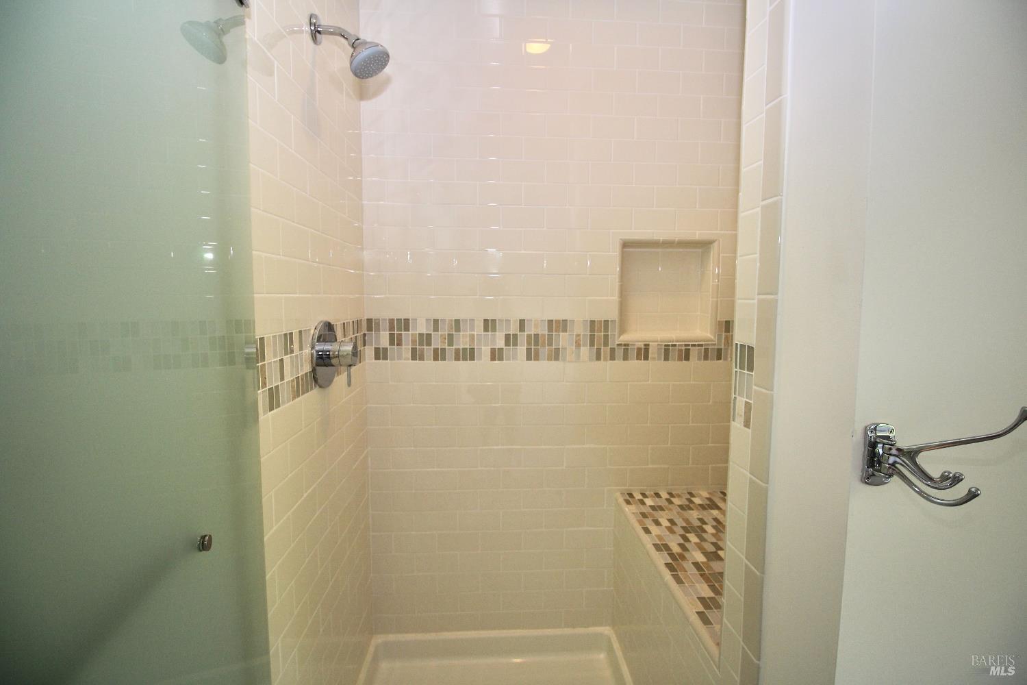 Detail Gallery Image 22 of 25 For Address Is Not Disclosed, San Rafael,  CA 94901 - 2 Beds | 1/1 Baths