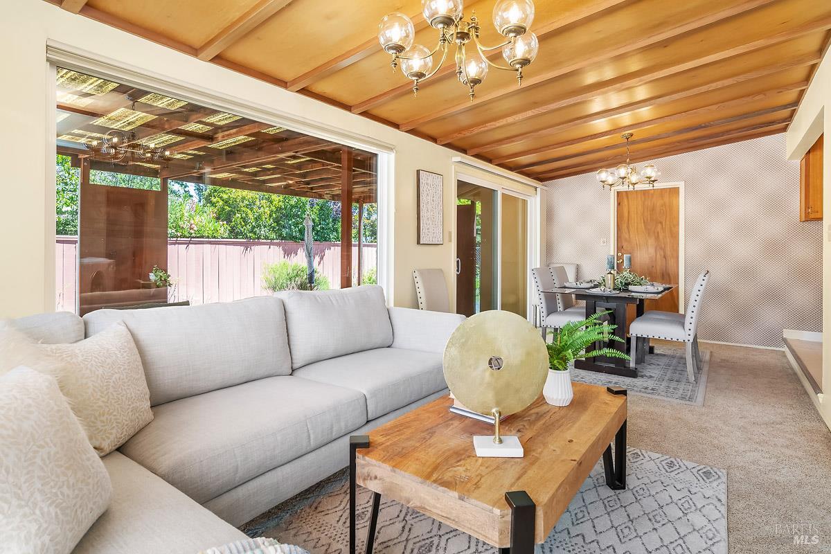 Detail Gallery Image 15 of 46 For 7 Laurie Ct, Novato,  CA 94947 - 4 Beds | 2 Baths