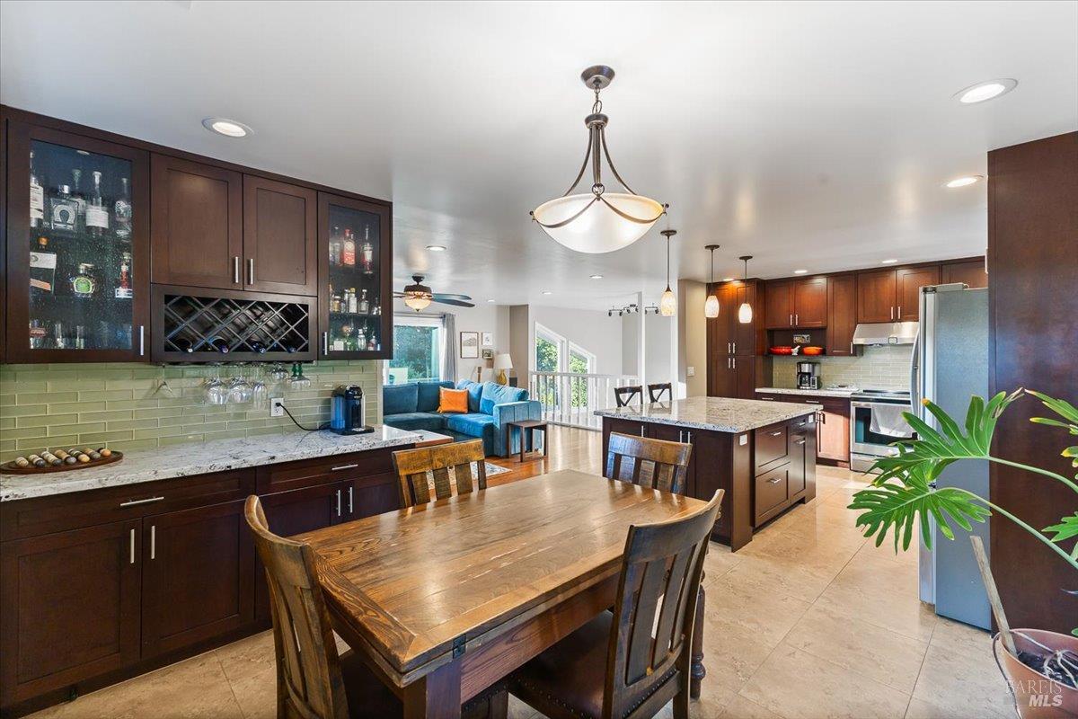 Detail Gallery Image 13 of 50 For 1200 Calle Del Arroyo Unkn, Sonoma,  CA 95476 - 3 Beds | 2 Baths