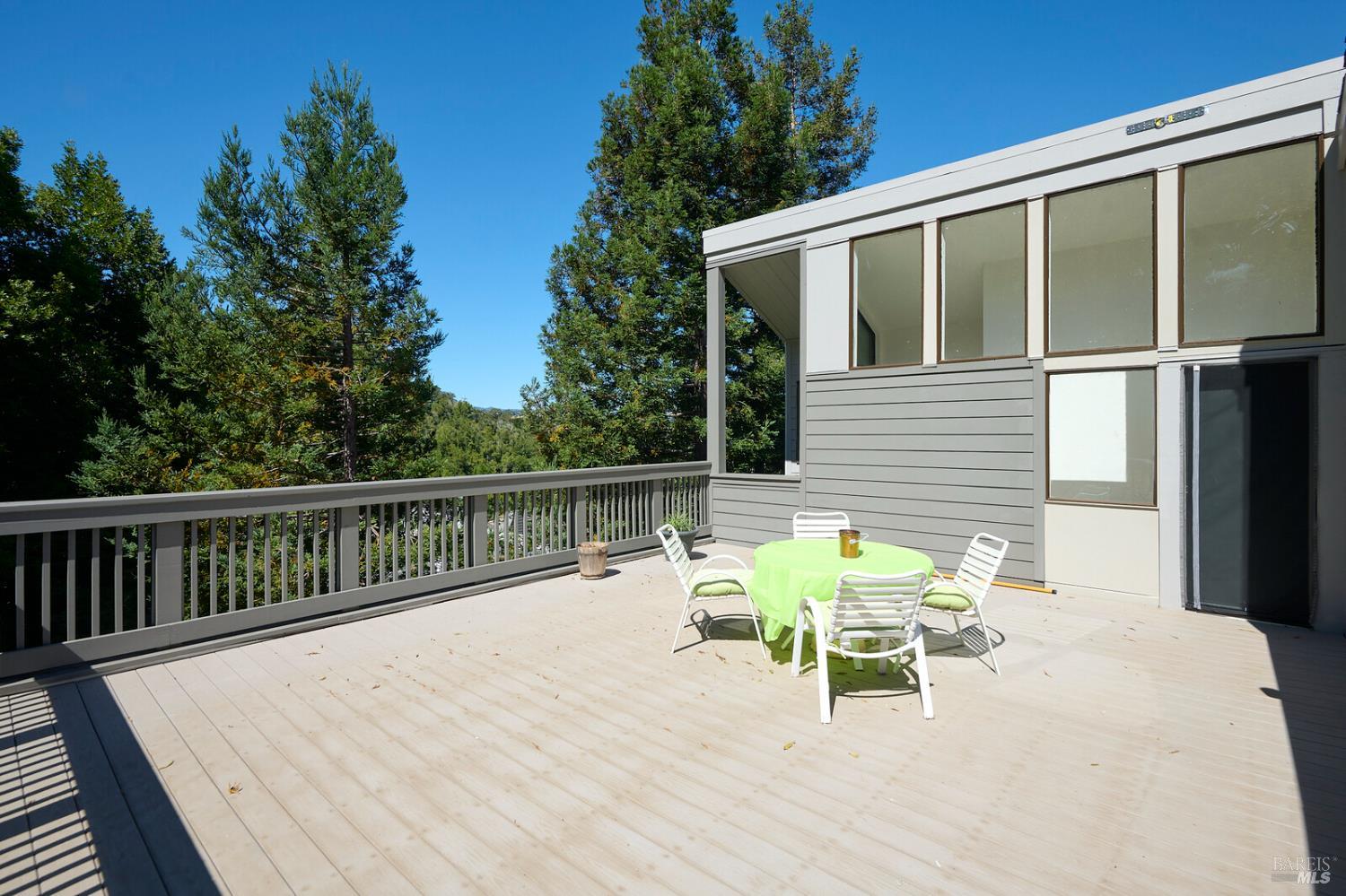 Detail Gallery Image 22 of 25 For 166 Professional Center Pkwy #166,  San Rafael,  CA 94903 - 3 Beds | 2/1 Baths