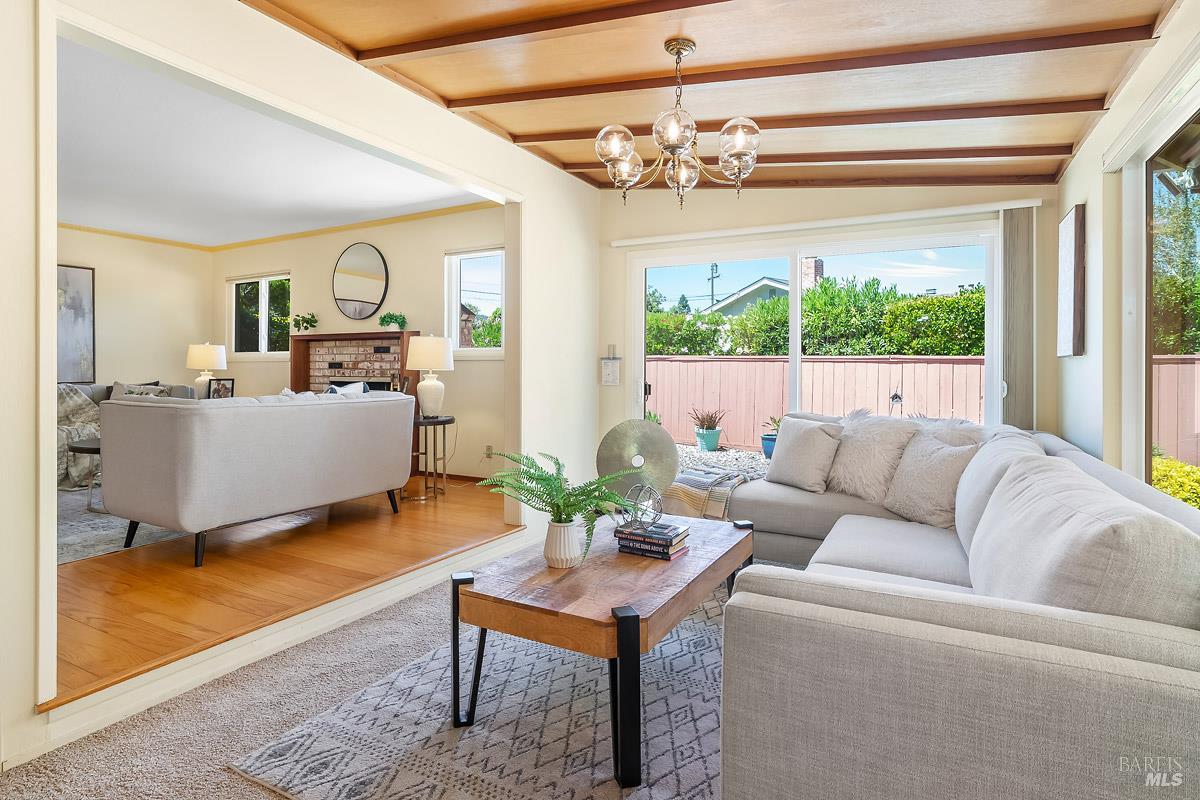 Detail Gallery Image 12 of 46 For 7 Laurie Ct, Novato,  CA 94947 - 4 Beds | 2 Baths