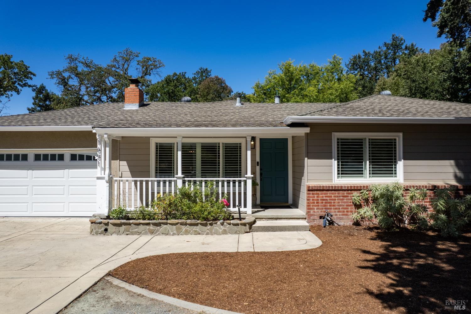 Detail Gallery Image 4 of 40 For 1651 Green Valley Rd, Danville,  CA 94526 - 4 Beds | 2 Baths