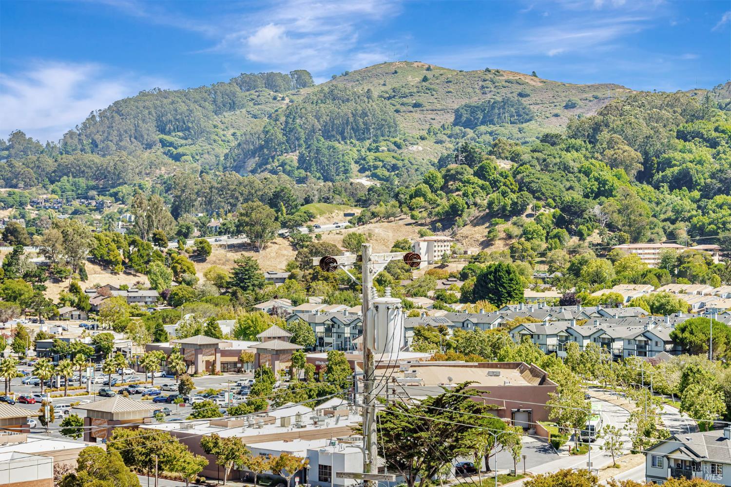 Detail Gallery Image 39 of 43 For 55 Park Cir, Sausalito,  CA 94965 - 4 Beds | 2/1 Baths
