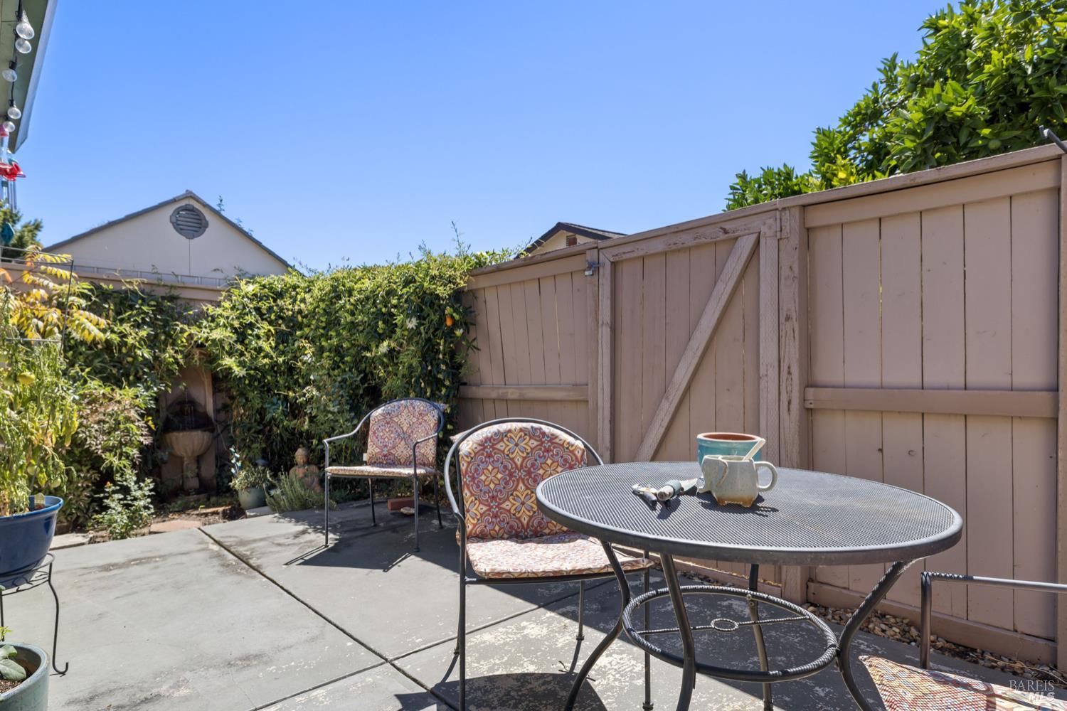 Detail Gallery Image 18 of 20 For 1708 Glenbrook Dr #D,  Santa Rosa,  CA 95401 - 2 Beds | 1 Baths