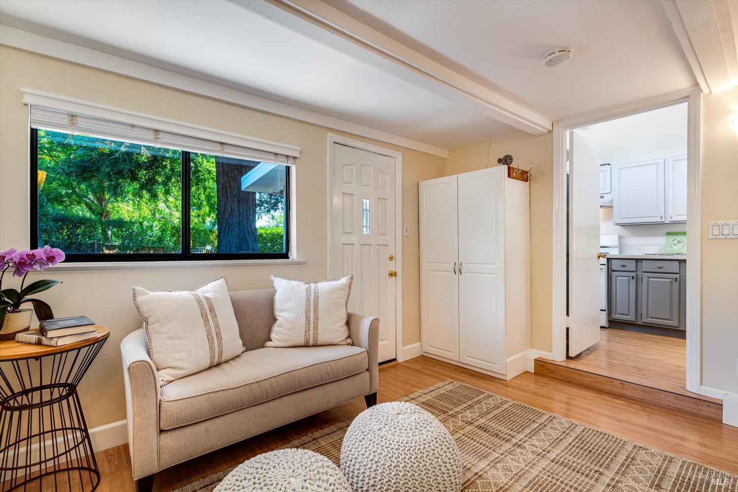 Detail Gallery Image 32 of 55 For 983 Glenwood Dr, Sonoma,  CA 95476 - 3 Beds | 2 Baths