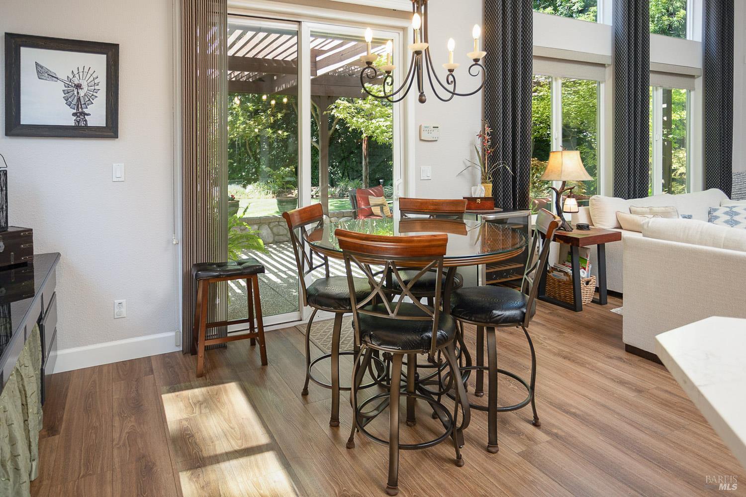 Detail Gallery Image 21 of 84 For 1320 Revelle Ct, Dixon,  CA 95620 - 4 Beds | 2/1 Baths