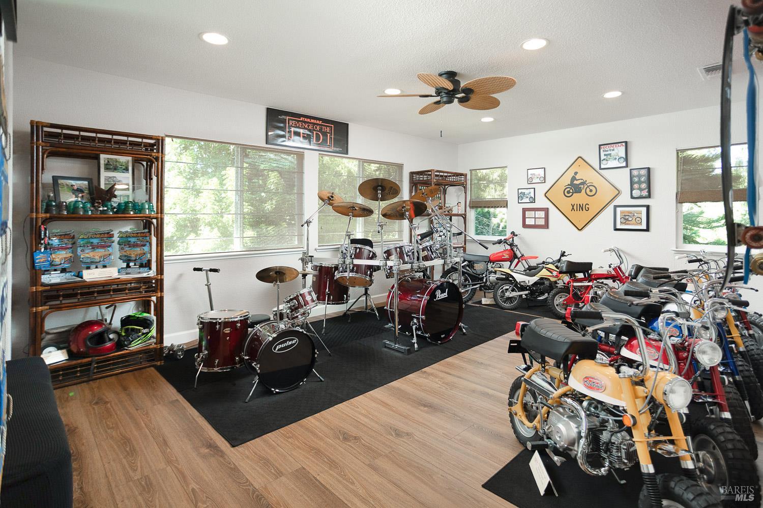 Detail Gallery Image 35 of 84 For 1320 Revelle Ct, Dixon,  CA 95620 - 4 Beds | 2/1 Baths