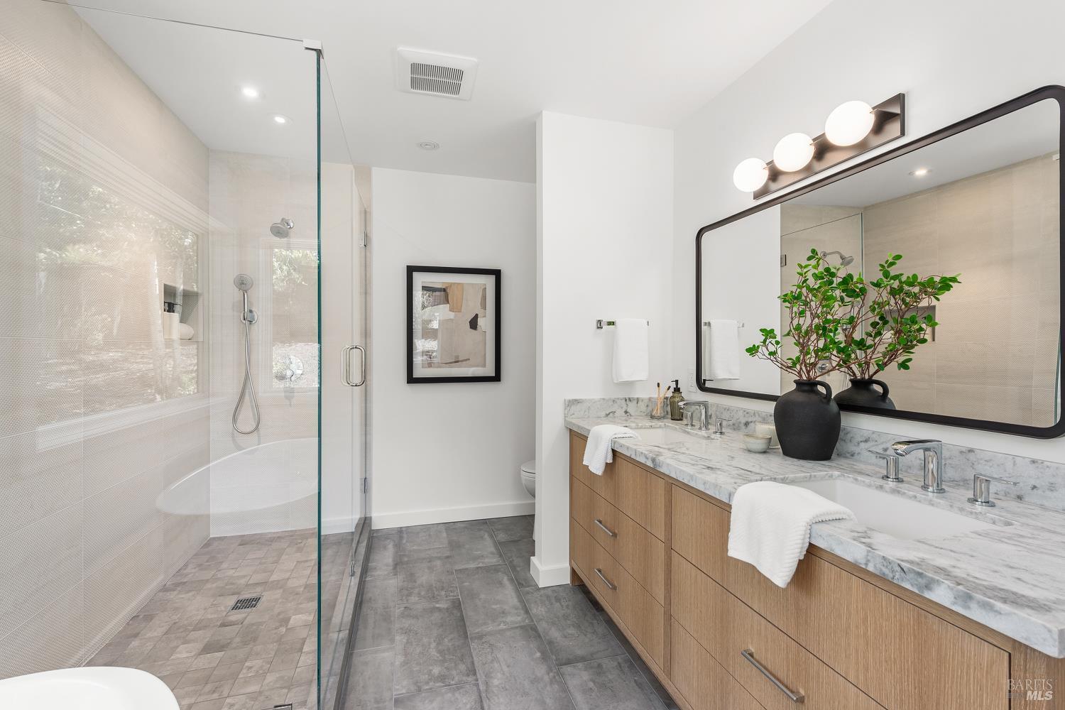 Detail Gallery Image 28 of 75 For 402 Alexander Ave, Larkspur,  CA 94939 - 4 Beds | 2/1 Baths
