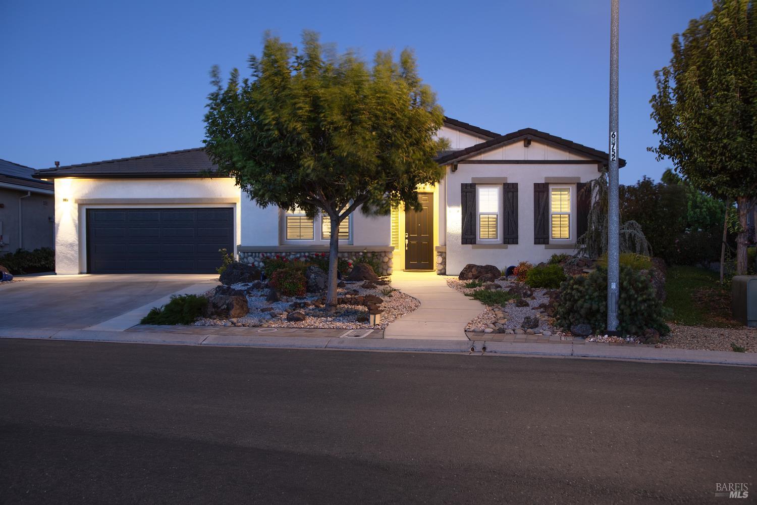Detail Gallery Image 11 of 77 For 415 Mallards Gulch Dr, Rio Vista,  CA 94571 - 2 Beds | 2/1 Baths