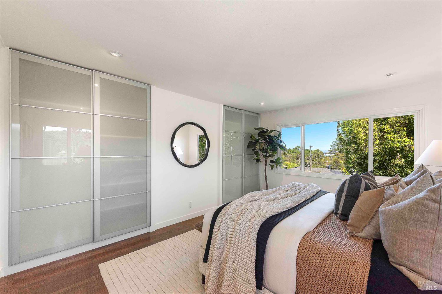Detail Gallery Image 33 of 46 For 13 Ash Ave, Corte Madera,  CA 94925 - 3 Beds | 2 Baths