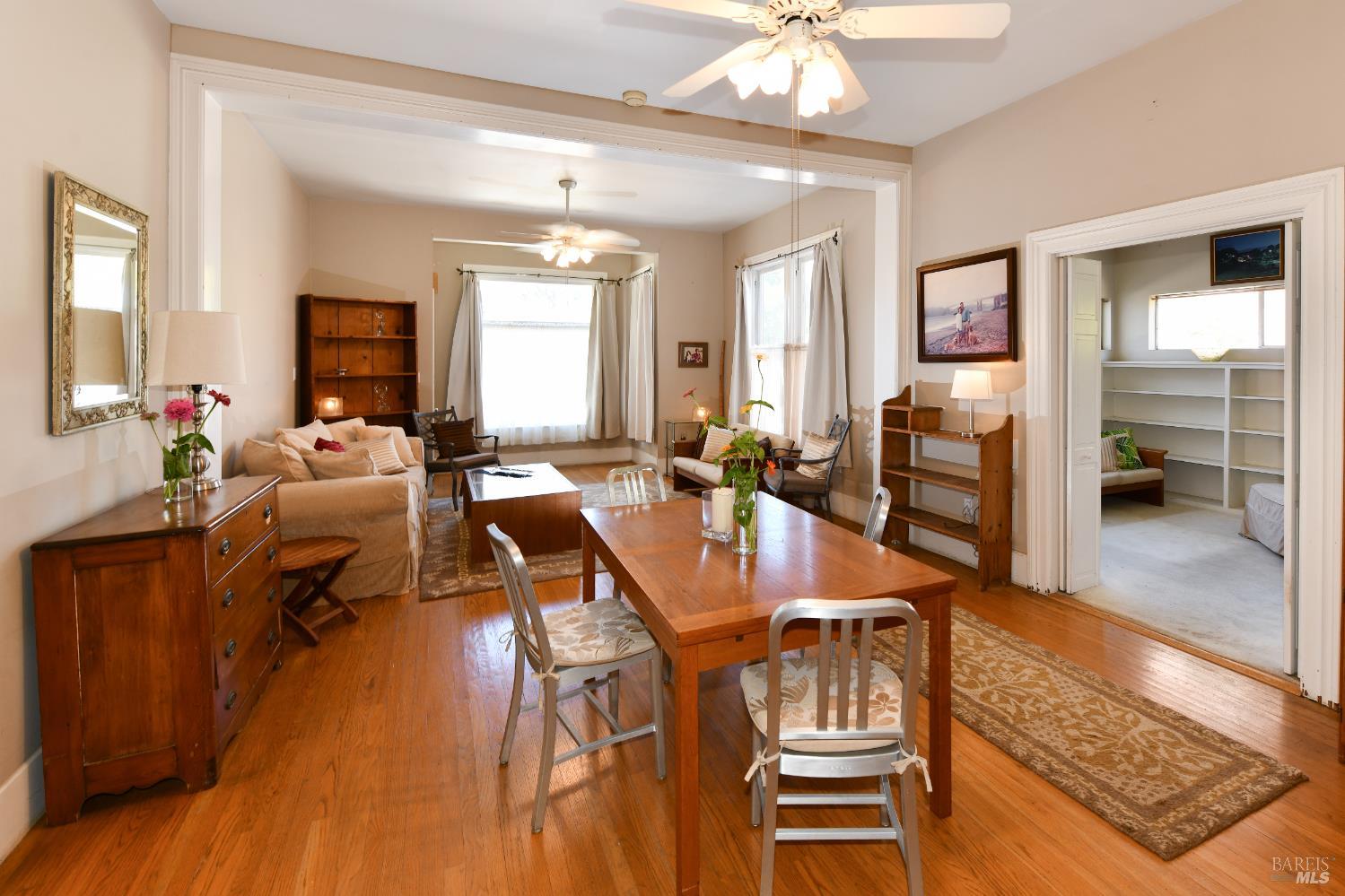 Detail Gallery Image 5 of 88 For 1545 Oak St, Napa,  CA 94559 - – Beds | – Baths