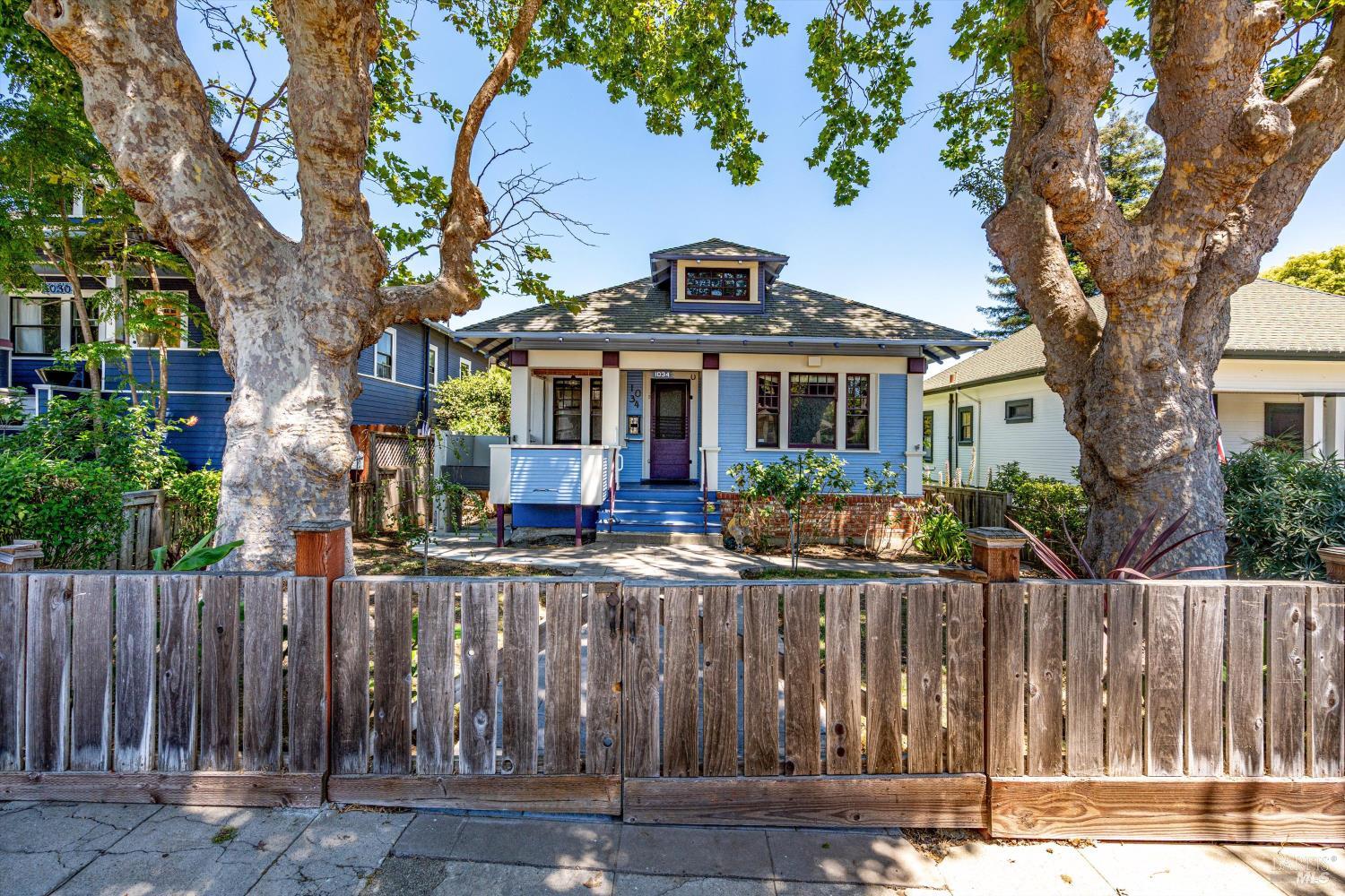 Front Image Thumbnail for BA325056757