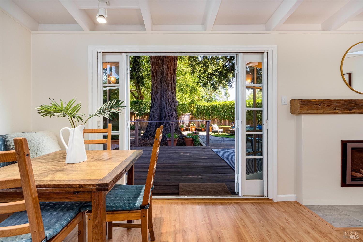 Detail Gallery Image 27 of 55 For 983 Glenwood Dr, Sonoma,  CA 95476 - 3 Beds | 2 Baths