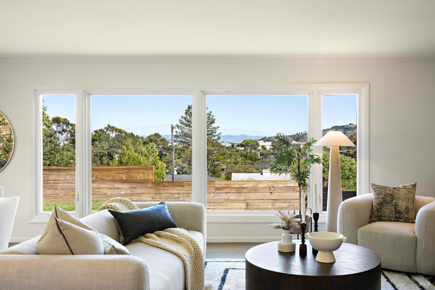 Detail Gallery Image 12 of 46 For 13 Ash Ave, Corte Madera,  CA 94925 - 3 Beds | 2 Baths