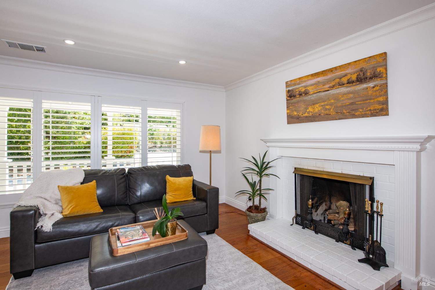 Detail Gallery Image 9 of 40 For 1651 Green Valley Rd, Danville,  CA 94526 - 4 Beds | 2 Baths