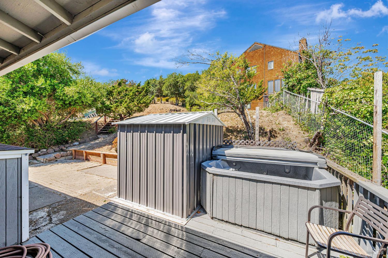 Detail Gallery Image 32 of 43 For 55 Park Cir, Sausalito,  CA 94965 - 4 Beds | 2/1 Baths
