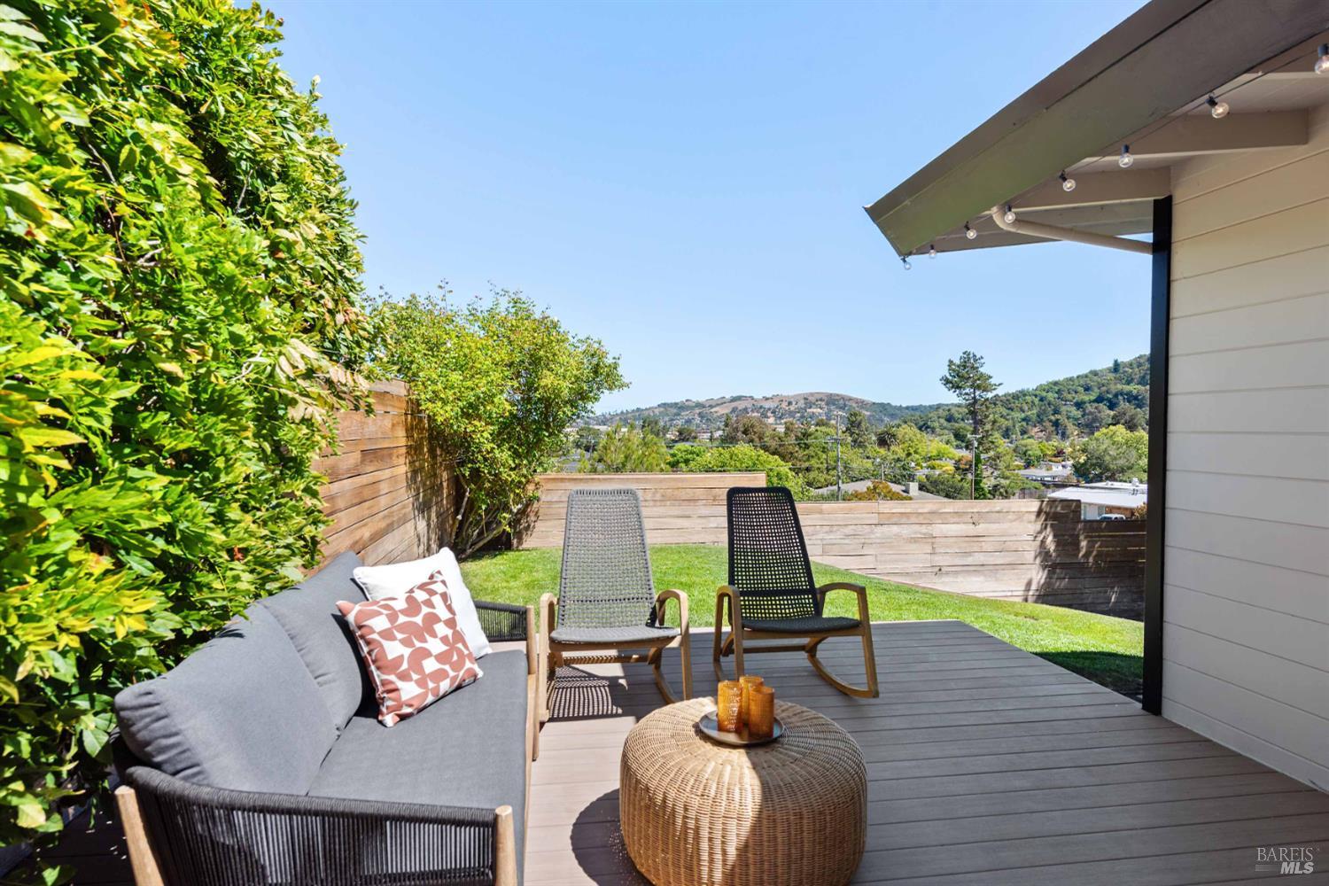 Detail Gallery Image 36 of 46 For 13 Ash Ave, Corte Madera,  CA 94925 - 3 Beds | 2 Baths