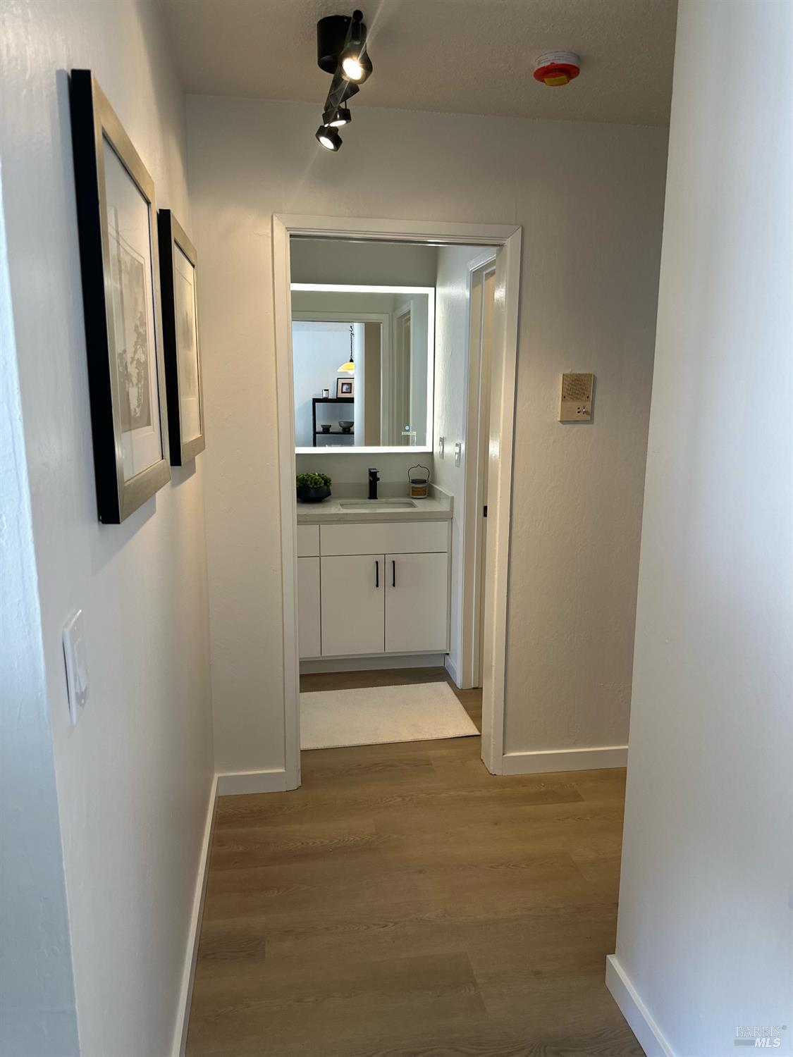 Detail Gallery Image 12 of 20 For 85 Vernon St #315,  Oakland,  CA 94610 - 1 Beds | 1 Baths