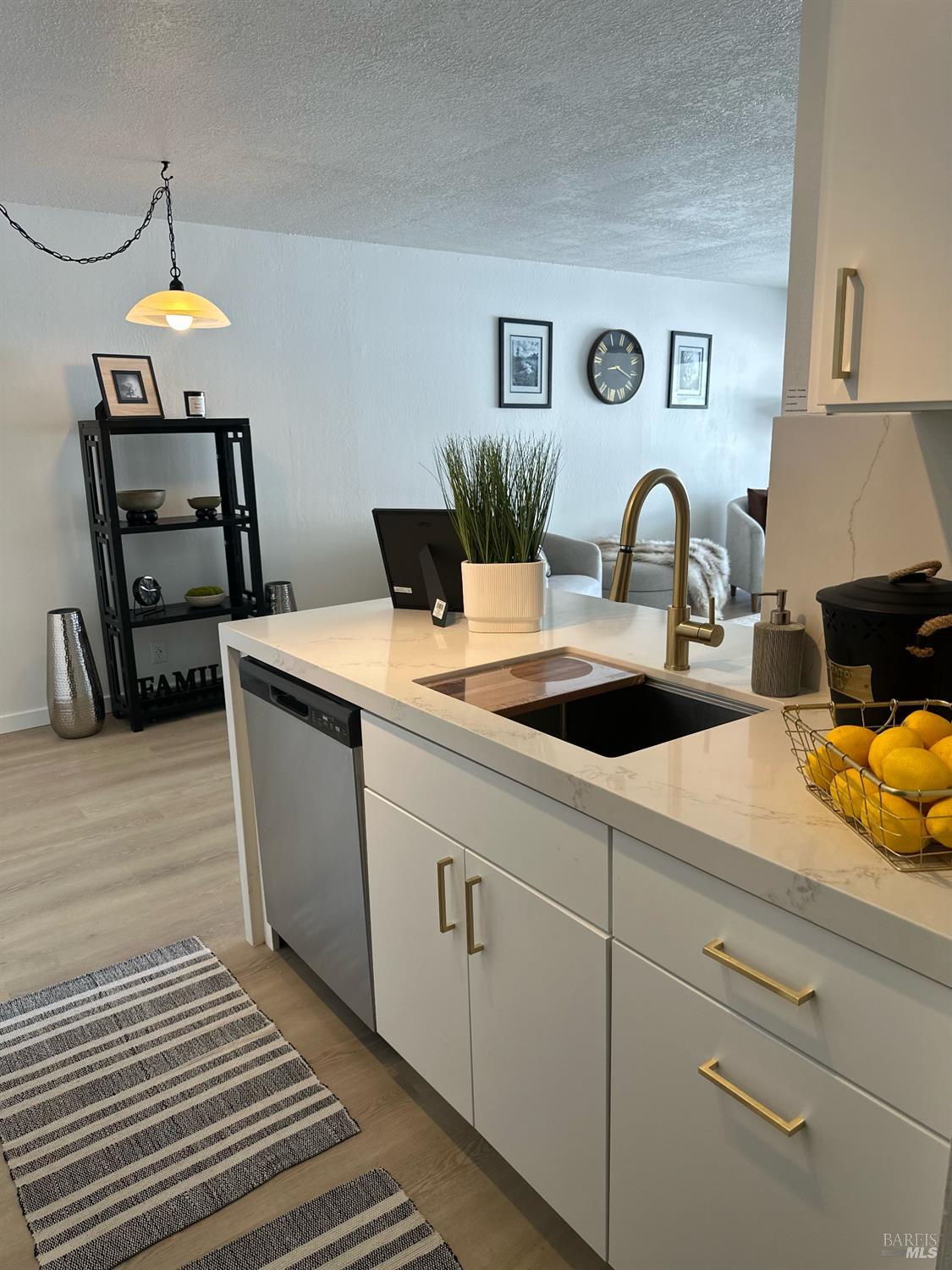Detail Gallery Image 10 of 20 For 85 Vernon St #315,  Oakland,  CA 94610 - 1 Beds | 1 Baths