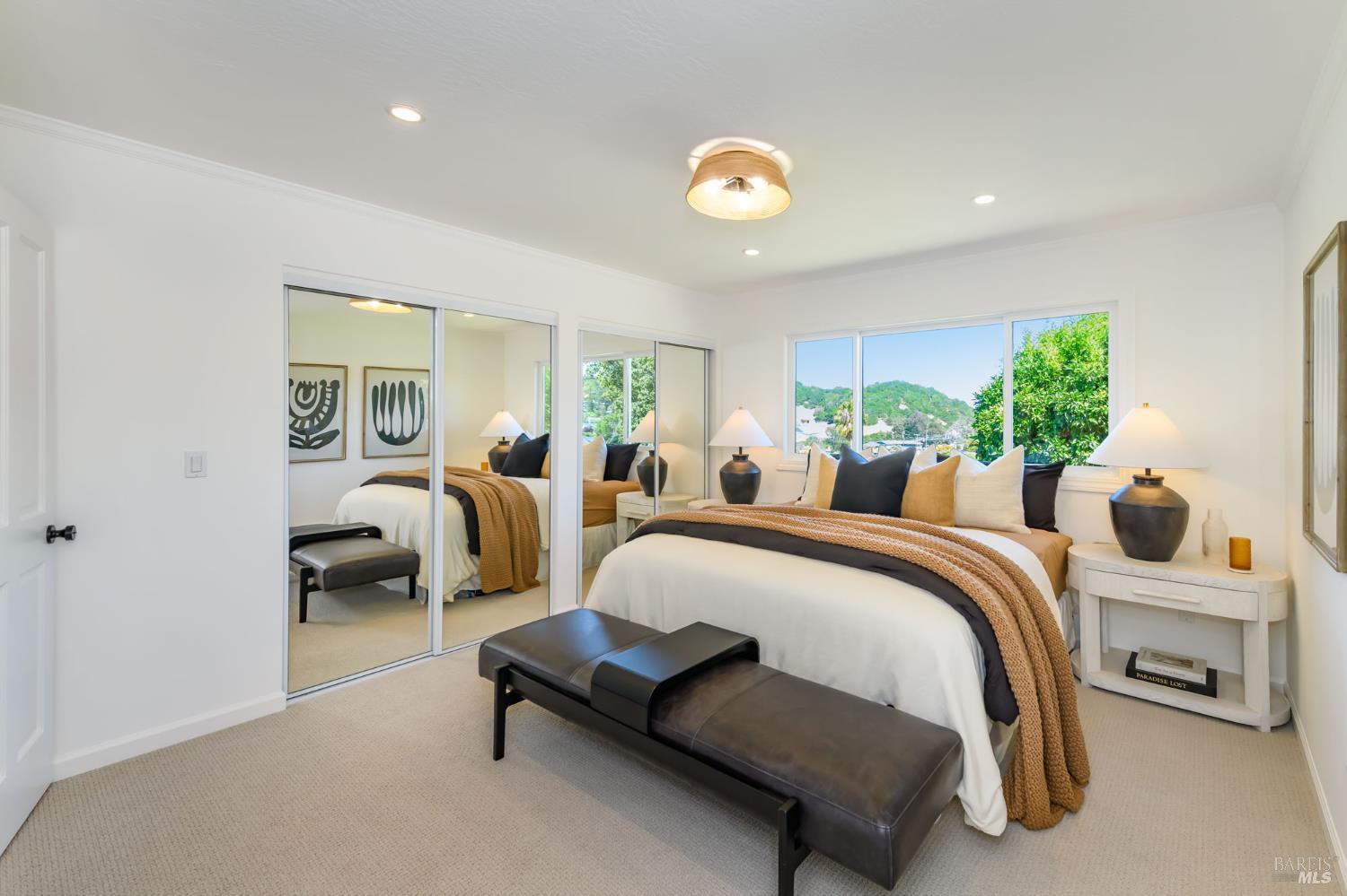 Detail Gallery Image 20 of 44 For 120 Twelveoak Hill Dr, San Rafael,  CA 94903 - 4 Beds | 2/1 Baths