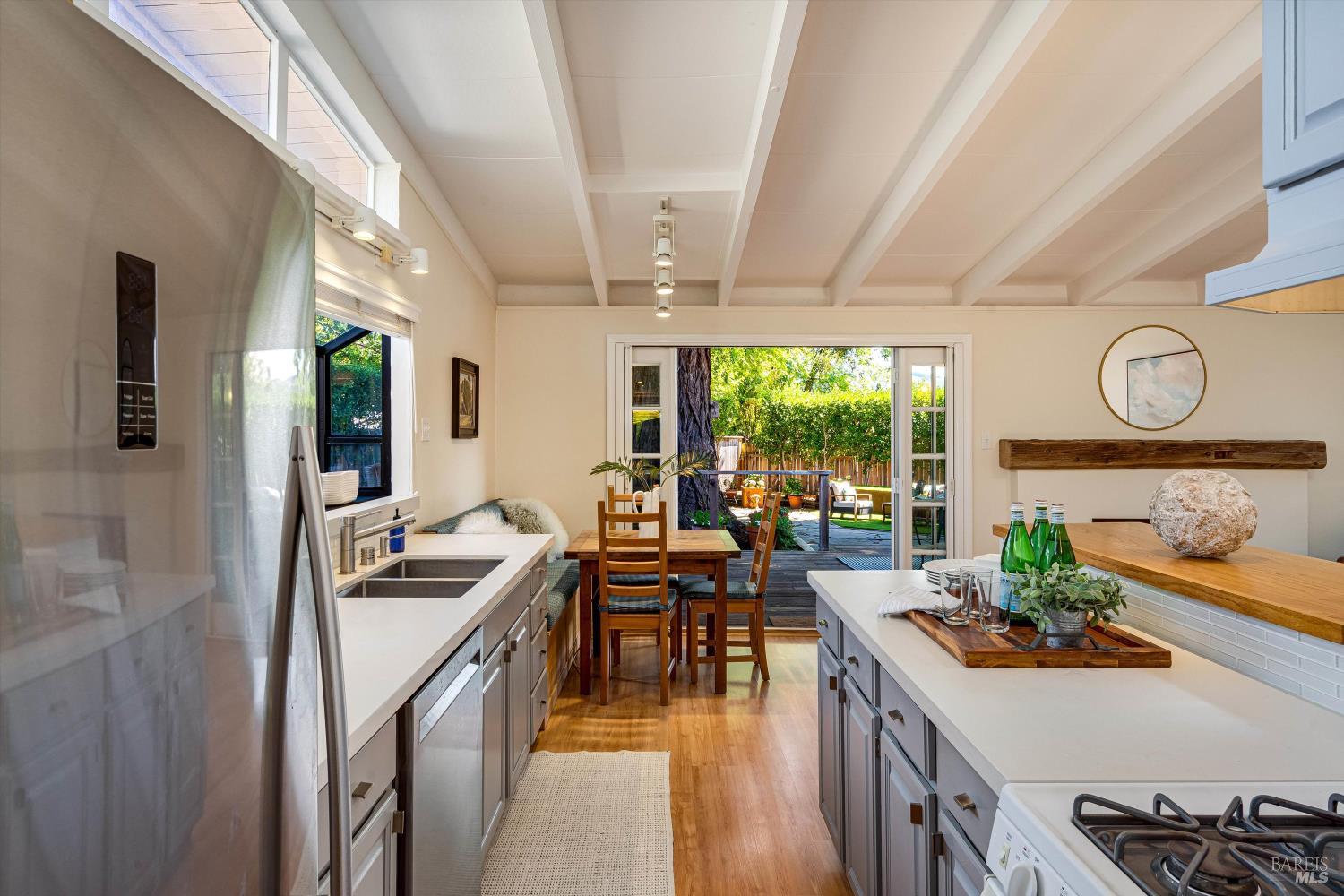 Detail Gallery Image 26 of 55 For 983 Glenwood Dr, Sonoma,  CA 95476 - 3 Beds | 2 Baths