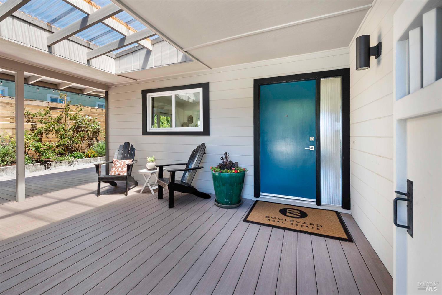 Detail Gallery Image 4 of 46 For 13 Ash Ave, Corte Madera,  CA 94925 - 3 Beds | 2 Baths
