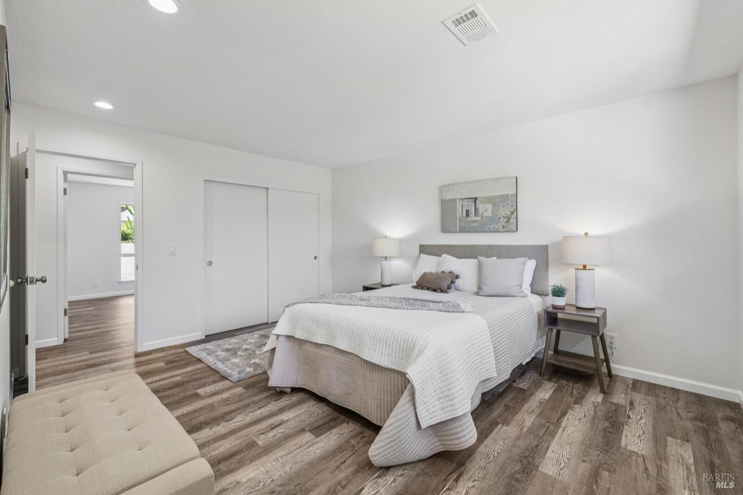 Detail Gallery Image 28 of 35 For 756 Estancia Way, San Rafael,  CA 94903 - 4 Beds | 2 Baths