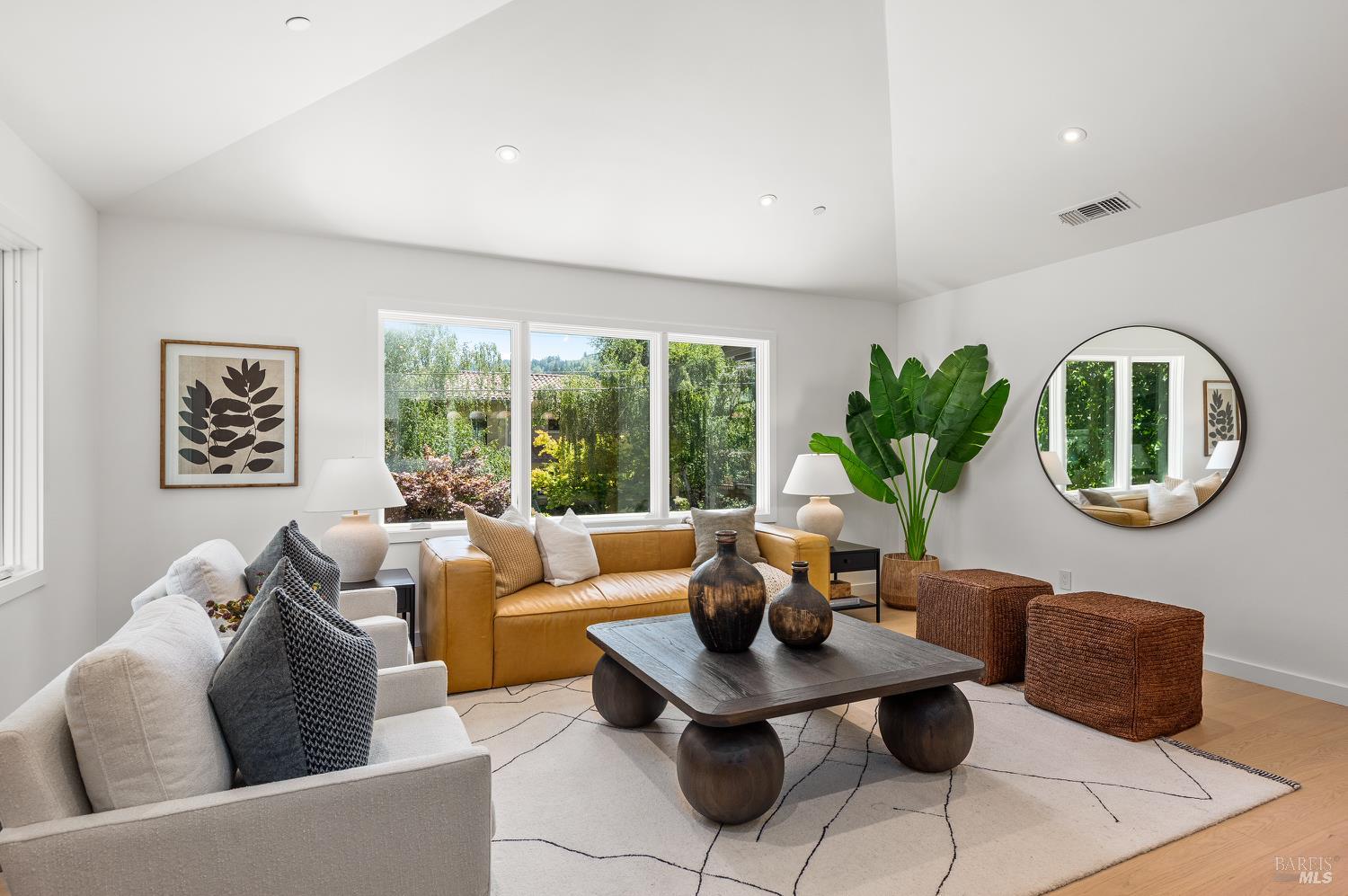 Detail Gallery Image 22 of 75 For 402 Alexander Ave, Larkspur,  CA 94939 - 4 Beds | 2/1 Baths