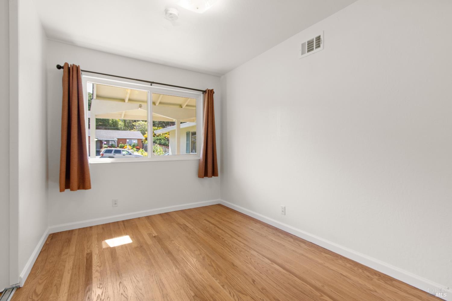 Detail Gallery Image 19 of 33 For 425 Gonzaga Ave, Vallejo,  CA 94589 - 4 Beds | 2 Baths